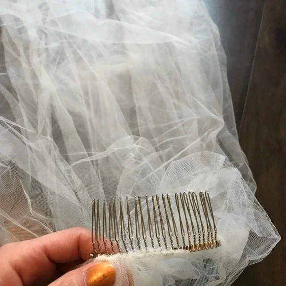 Inbald Dror VIP Wedding Gown - Picture 8 of 10